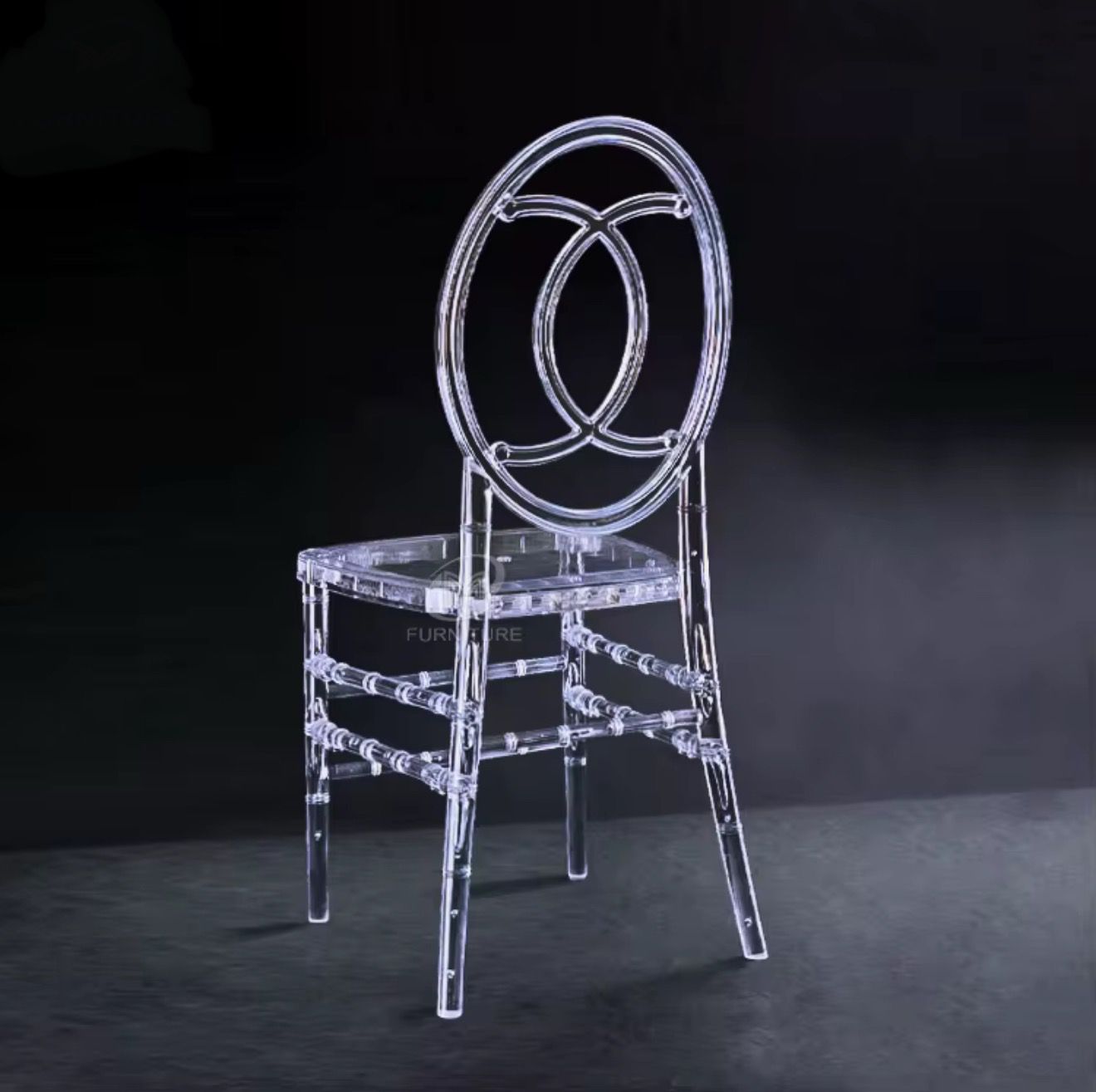 chaise napoléon rond transparente plexi